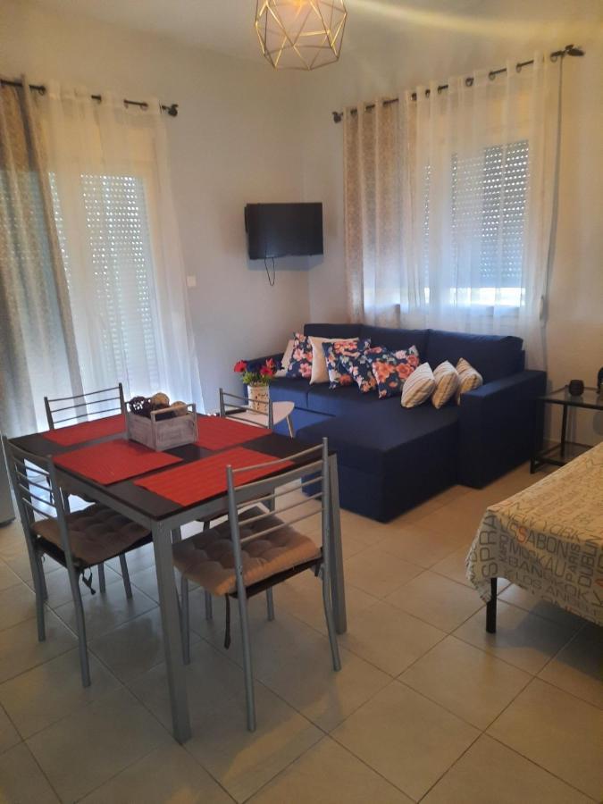Park View Apartment In Paralia Dionisiou ภายนอก รูปภาพ